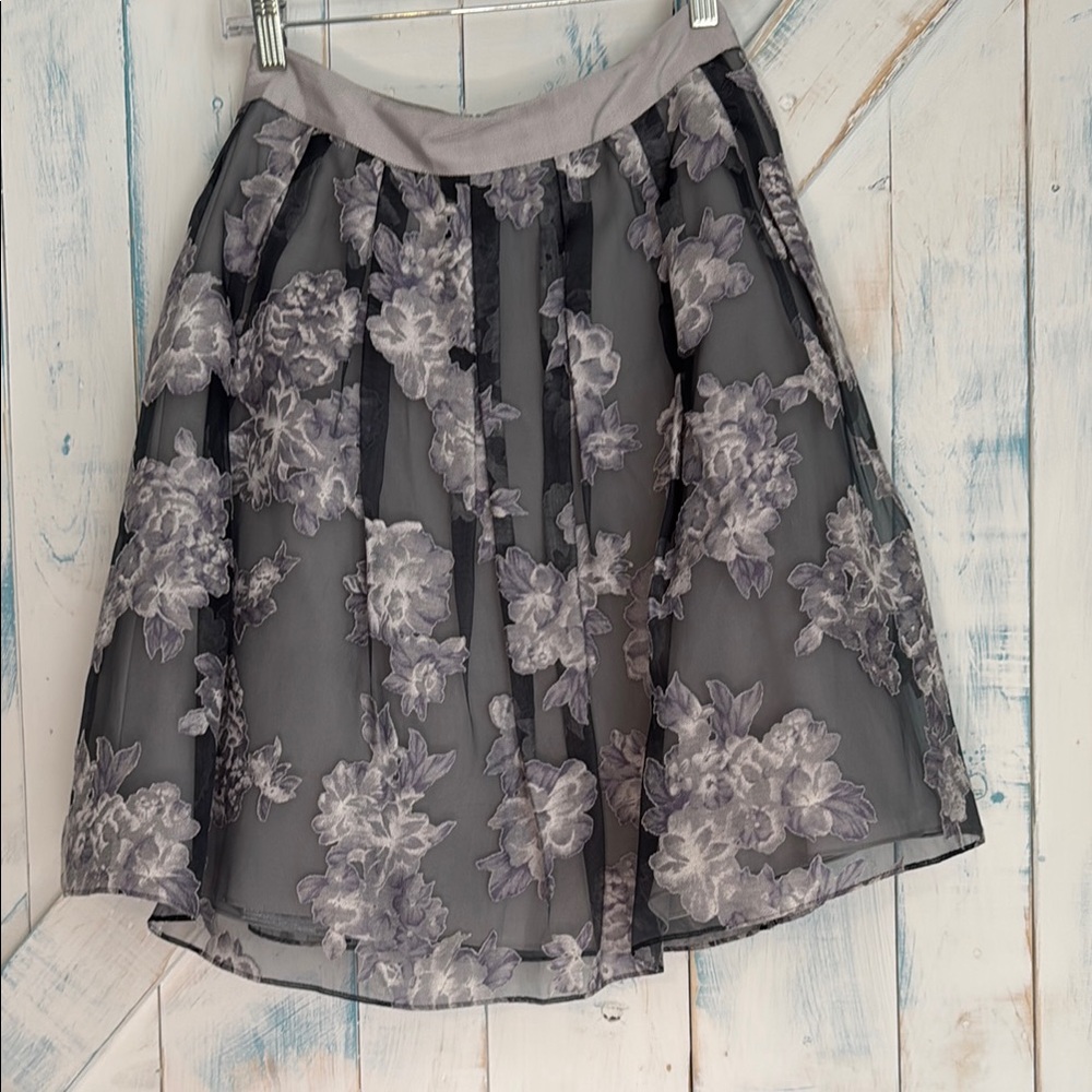 Ted Baker: Floral Gray & Purple Skirt